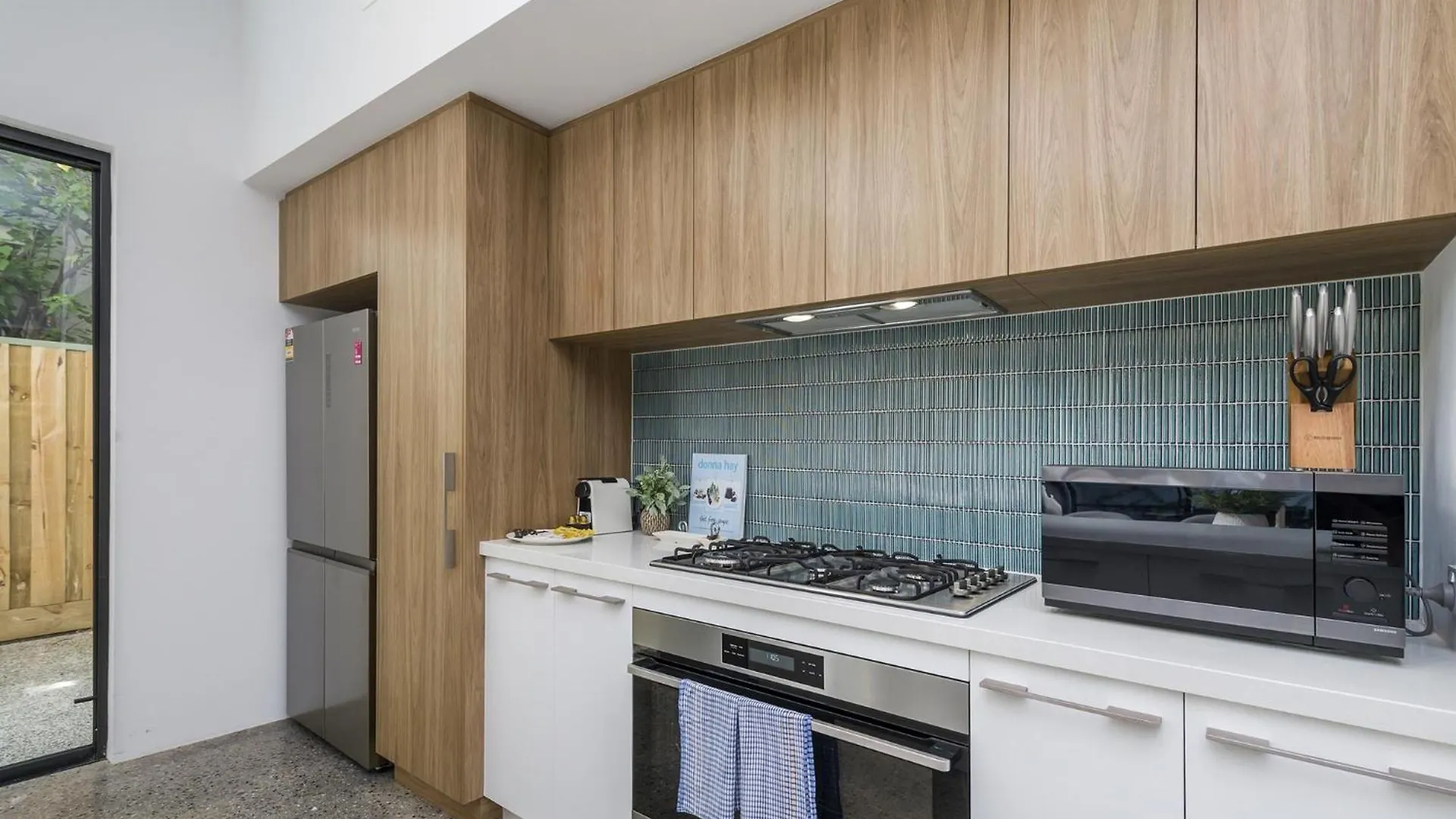 Holiday home Modern 4-Bed Double-Story House With Patio Villa Perth